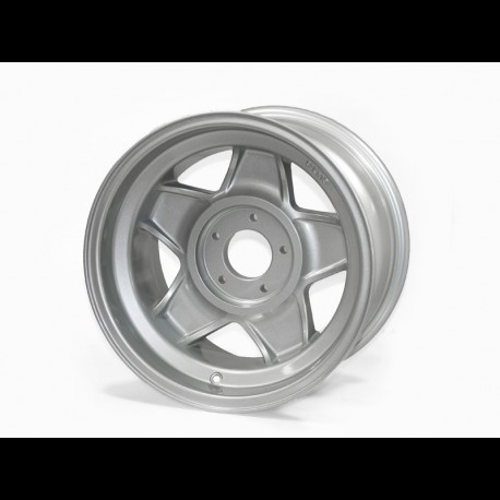 Maxilite Daytona style wheels 9x15