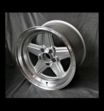 Maxilite Penta style wheels 10x15 silver/diamond cut