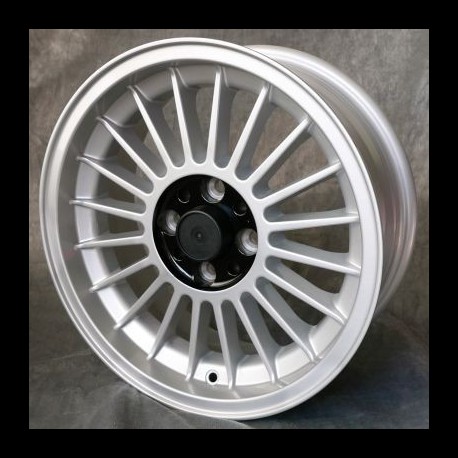 Maxilite Alpina style wheels 6x15 silver/black centre