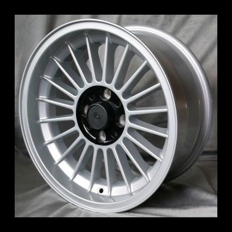 Maxilite Alpina style wheels 7x15 silver/black centre
