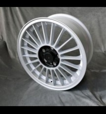 Maxilite Alpina style wheels 8x18 silver/black centre