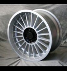 Maxilite Alpina style wheels 9x18 silver/black centre