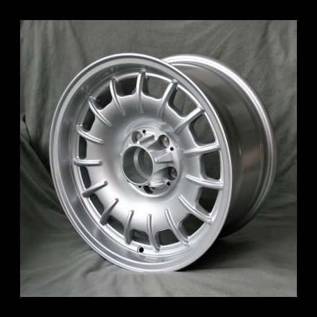 Maxilite Bundt style wheels 8x16 silver