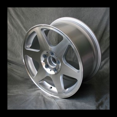 Maxilite Evo style wheels 8.25x17 silver/diamond cut